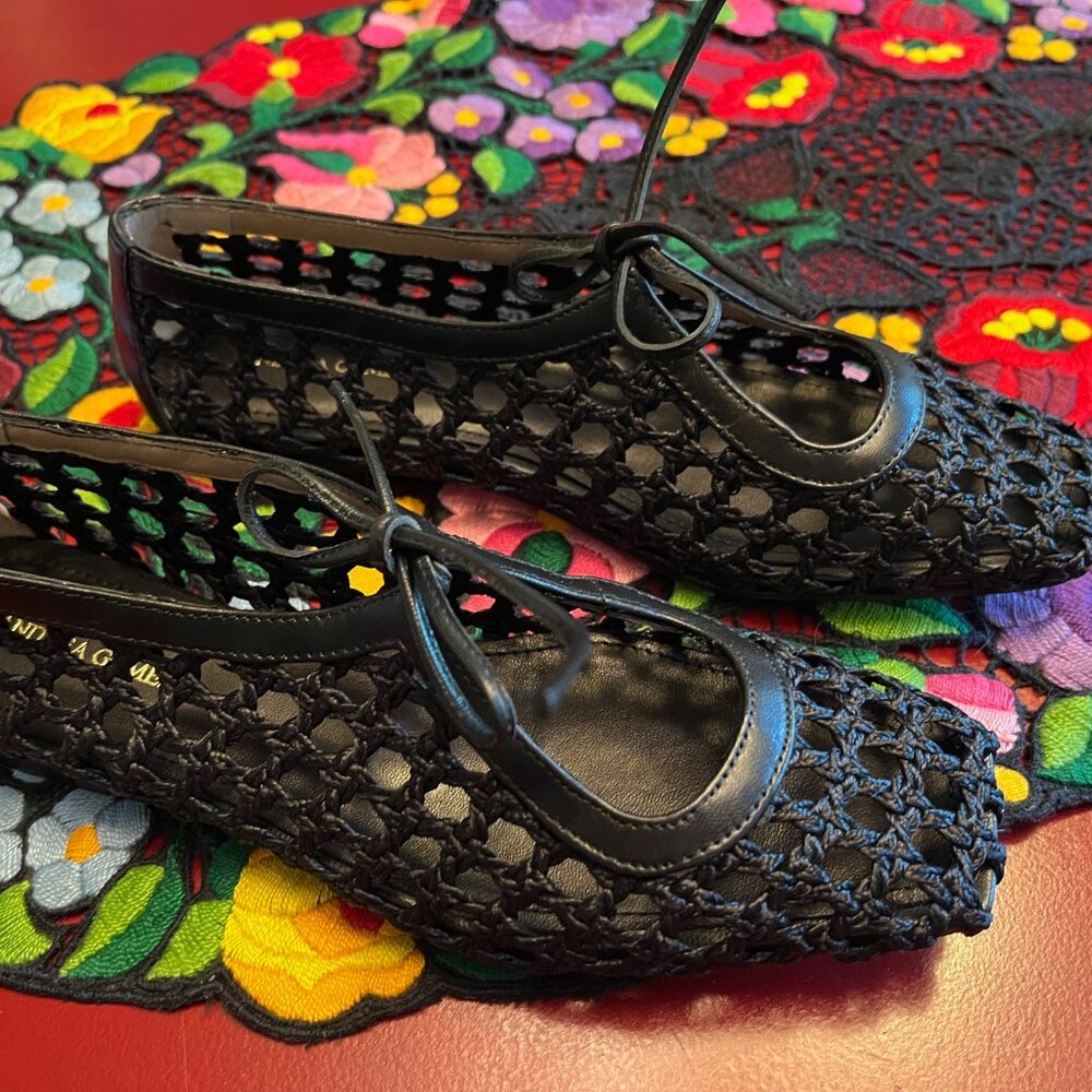 Andrea Gomez Amelia black leather raphia flat